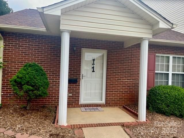 102 Brandywine Dr NE #I-1, Conover, NC 28613