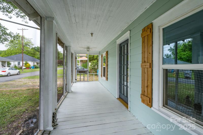 917 Laye St, Belmont, NC 28012