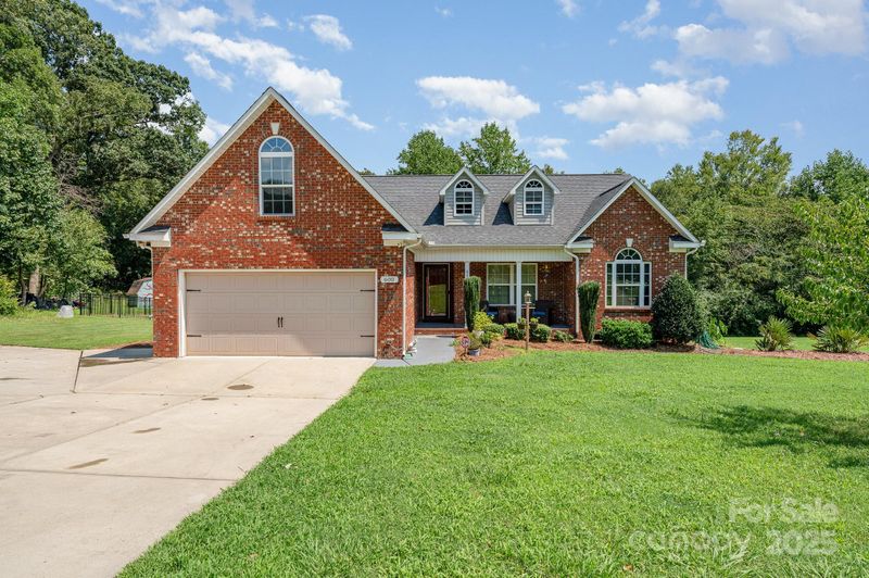 600 Old Hardin Rd, Dallas, NC 28034