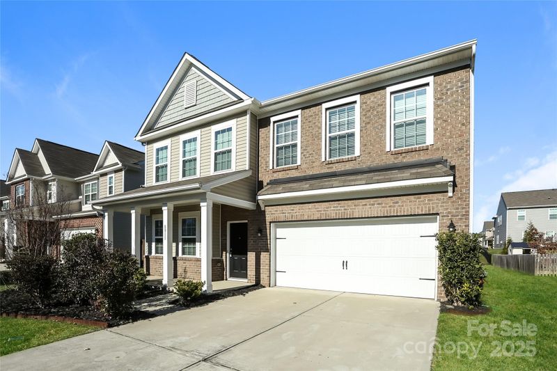 8011 Kelburn Ln, Charlotte, NC 28273