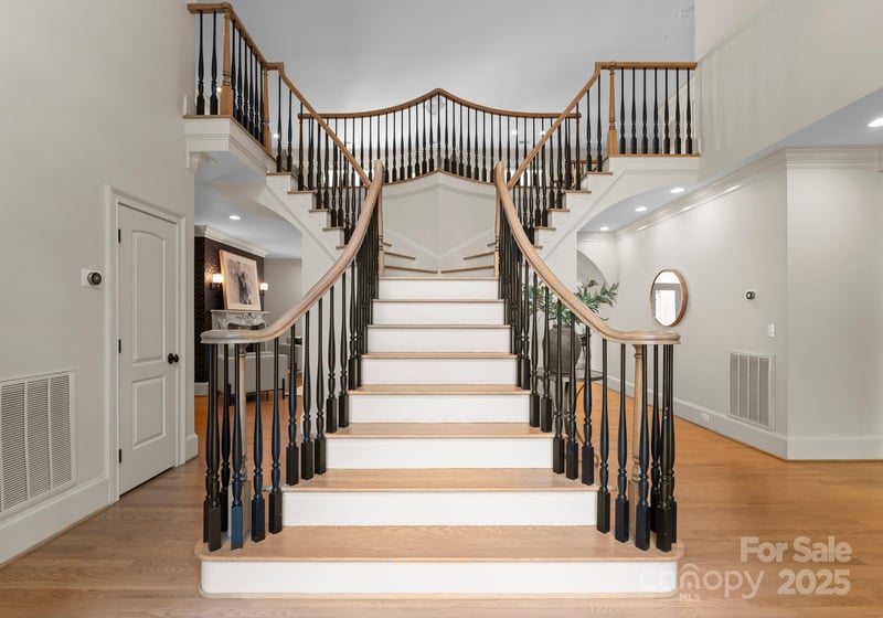 4429 Cameron Oaks Dr, Charlotte, NC 28211