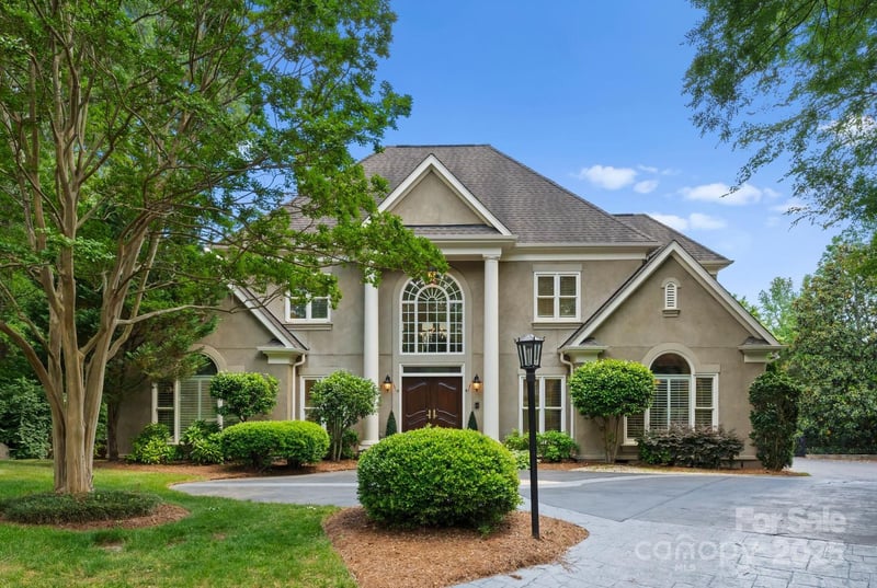 4429 Cameron Oaks Dr, Charlotte, NC 28211