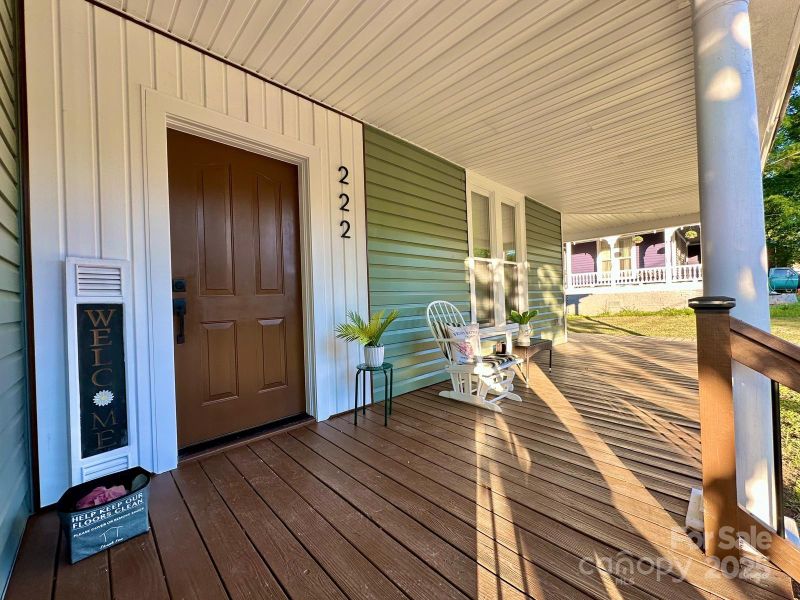 222 Brevard St, Statesville, NC 28677