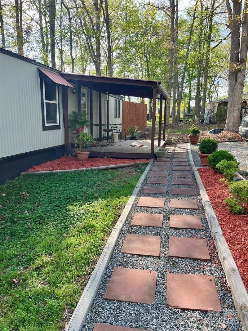 475 Dot Faris Rd, Catawba, SC 29704