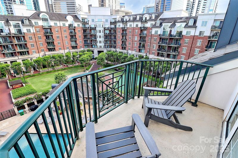 300 W 5th St #644, Charlotte, NC 28202
