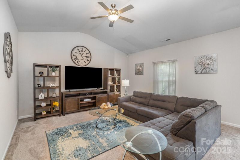 2030 Lanza Dr, Charlotte, NC 28215