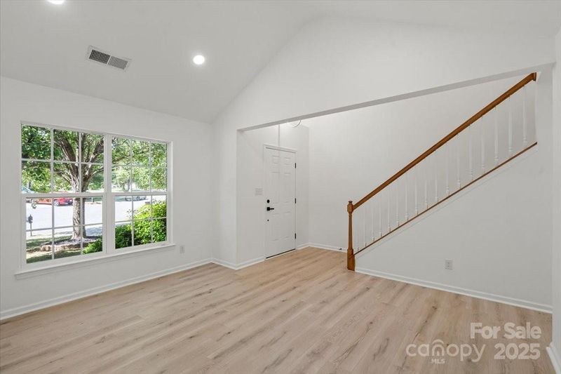 8347 Fox Swamp Rd, Charlotte, NC 28215