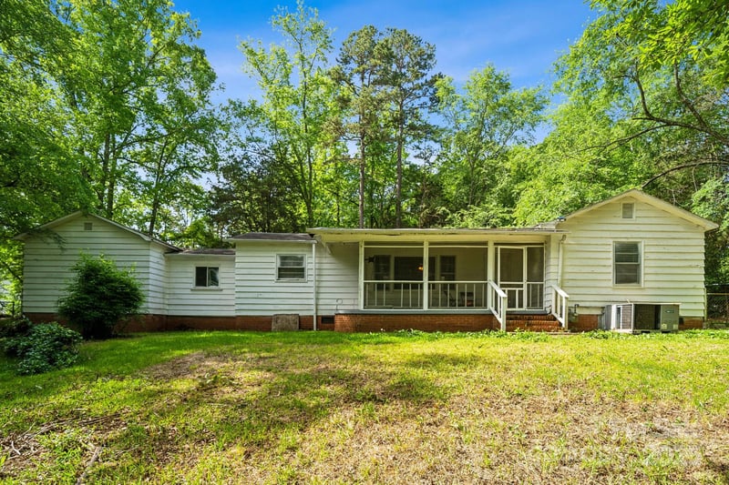 1917 Tom Sadler Rd, Charlotte, NC 28214