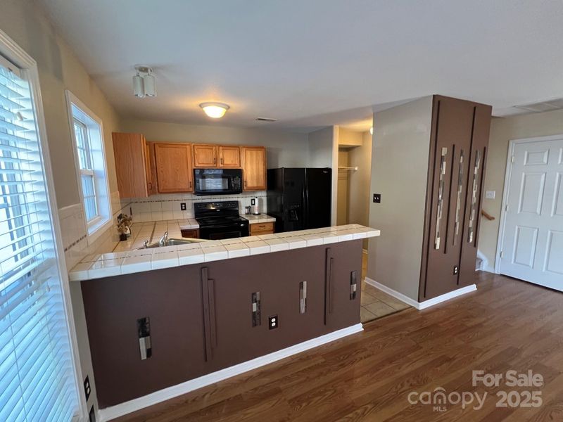 2045 Flushing Ct, Charlotte, NC 28215
