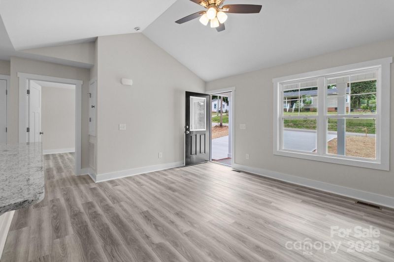 894 Oval St, Kannapolis, NC 28081