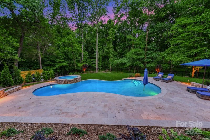 7812 Seton House Ln, Charlotte, NC 28277