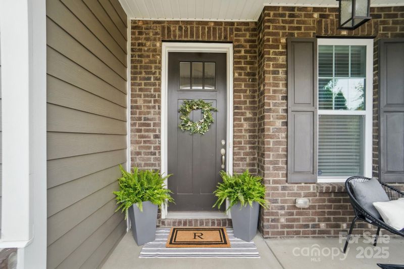 220 Forsythia Ln, Tega Cay, SC 29708