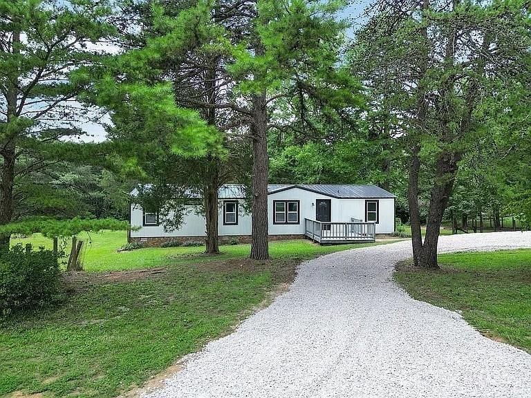 10379 Turnplow Dr, Davidson, NC 28036