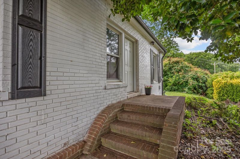 207 Eden St, Davidson, NC 28036