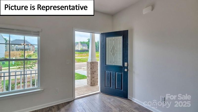8025 Kennesaw Dr, Gastonia, NC 28056