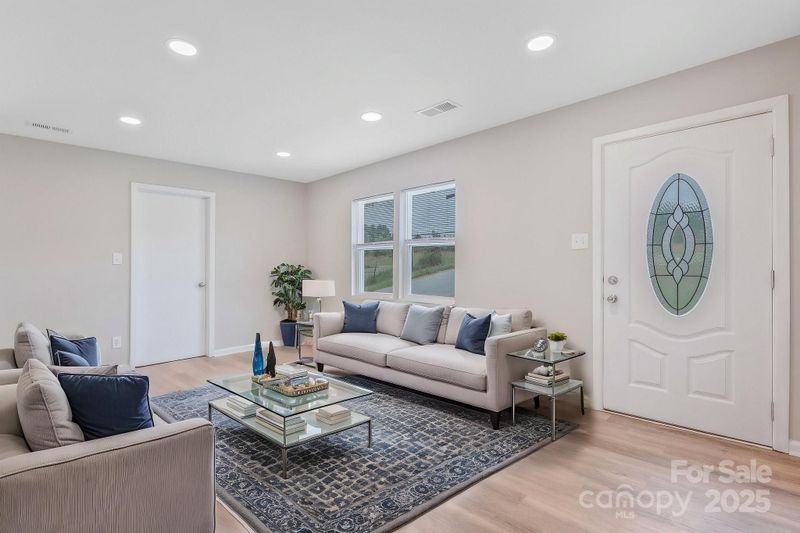 2511 Linwood Rd, Gastonia, NC 28052