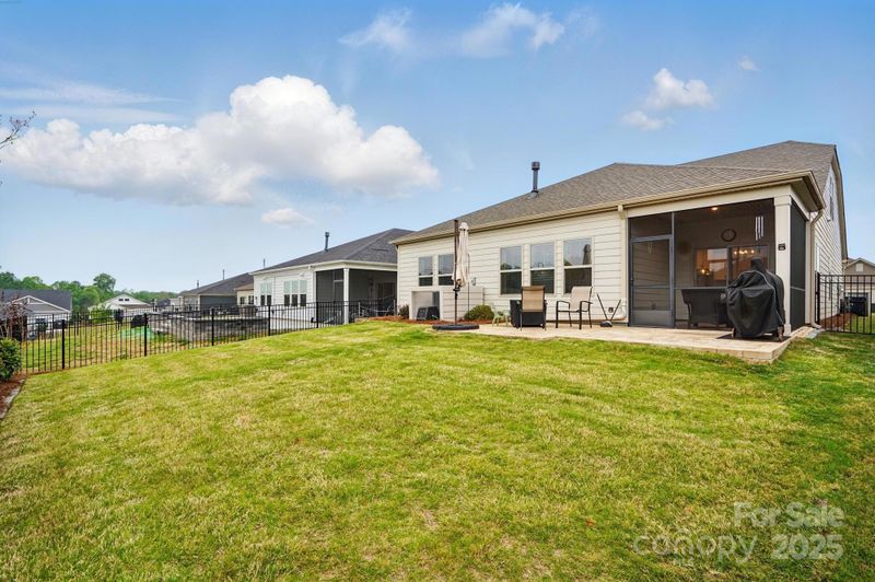 1825 Lotus Ln, Denver, NC 28037