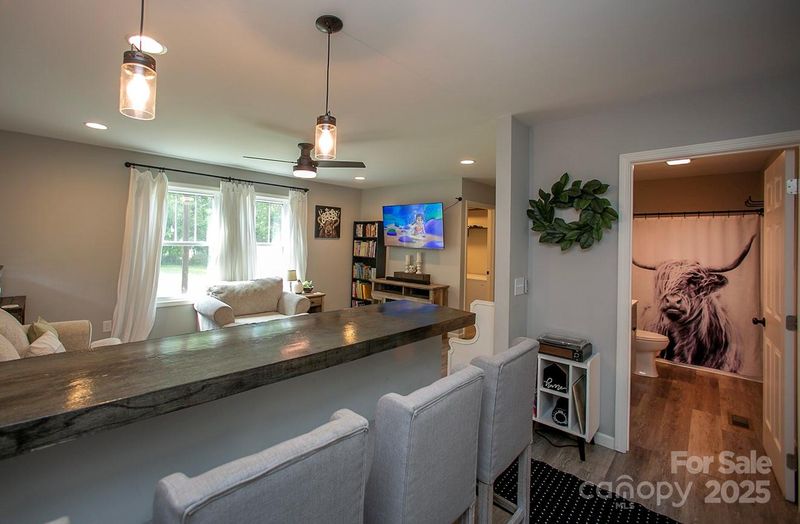 407 Orchard Ln, Belmont, NC 28012