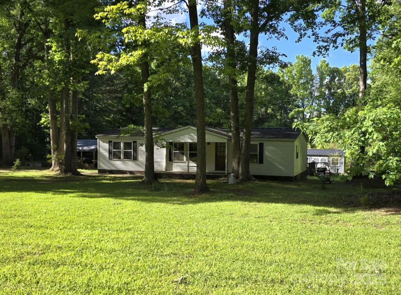 850 Meadowbend Dr, York, SC 29745