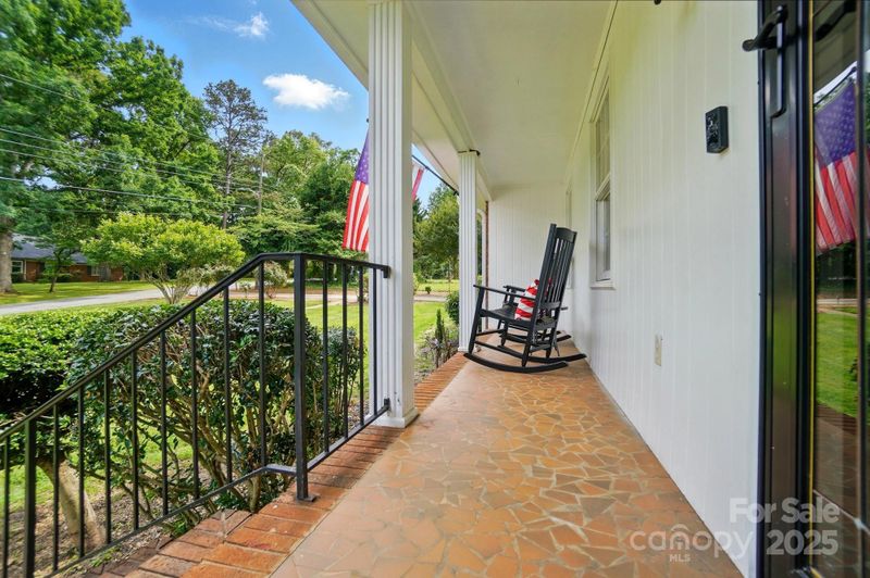 2968 Grace St, Claremont, NC 28610