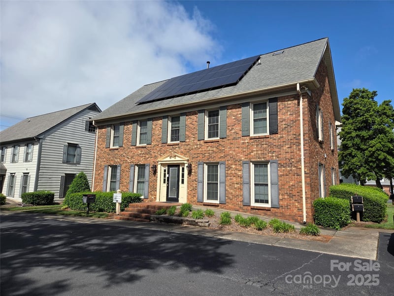5513 Monroe Rd, Charlotte, NC 28212
