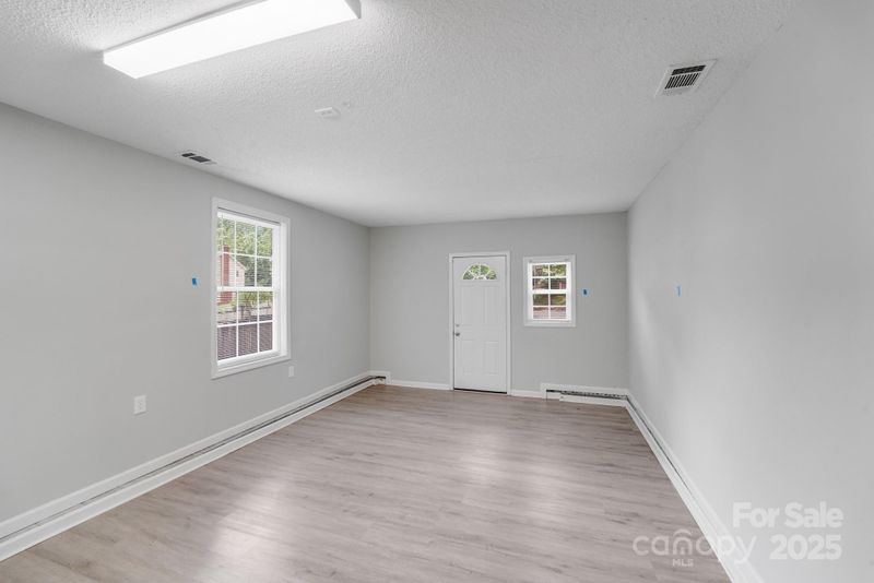 6216 Bandy Dr, Charlotte, NC 28227