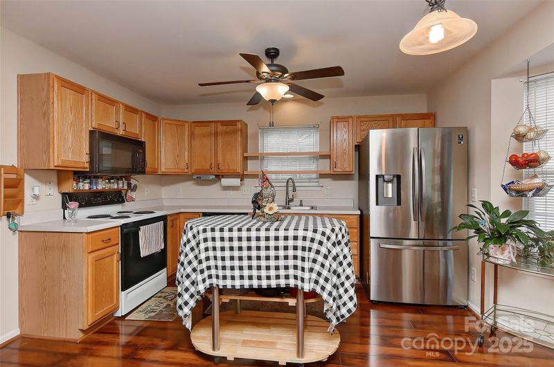 7007 Broad Leaf Ct, Indian Trail, NC 28079