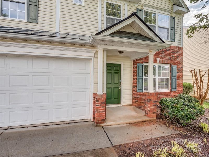 4208 Everest Dr, Gastonia, NC 28054