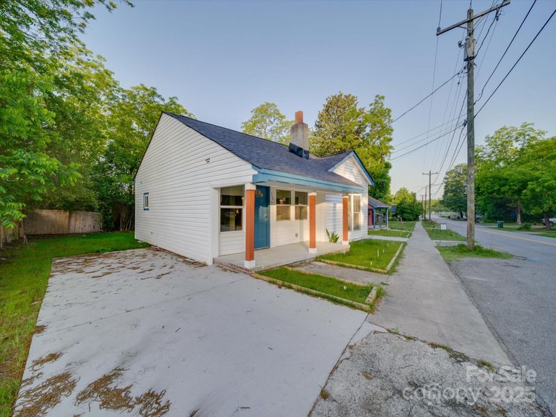 123 Oak St, Chester, SC 29706
