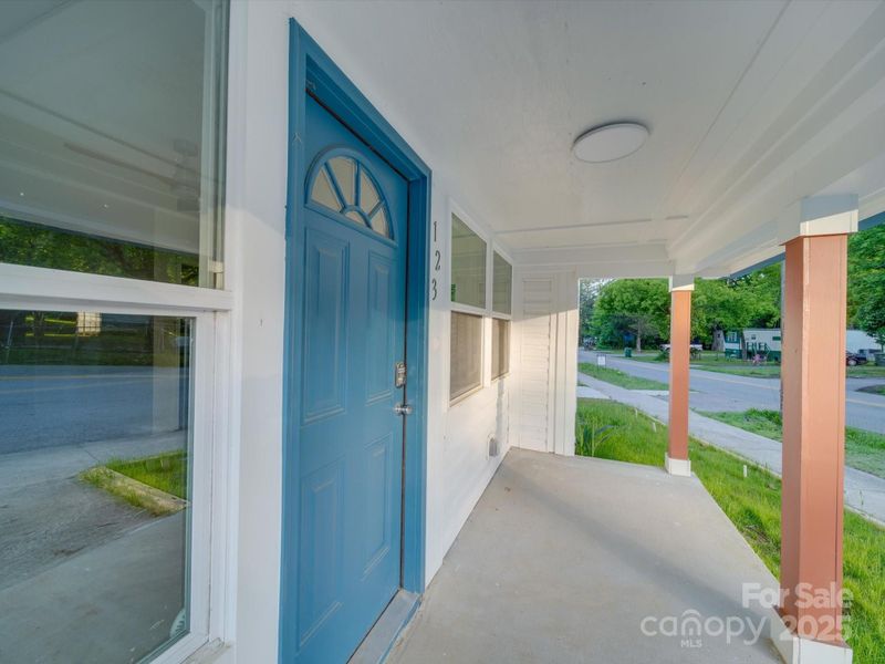 123 Oak St, Chester, SC 29706