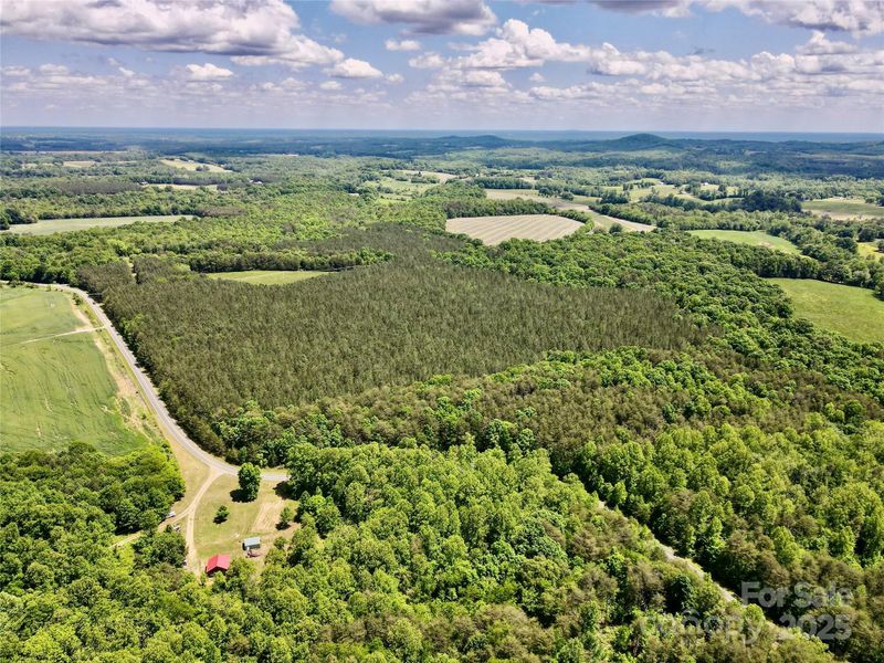 362 Sandburg Rd, Union Grove, NC 28689