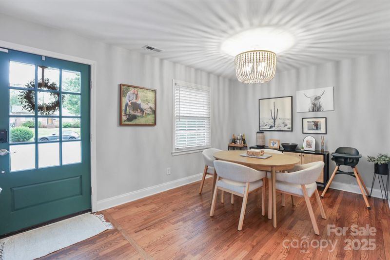 3809 Topsfield Rd, Charlotte, NC 28211