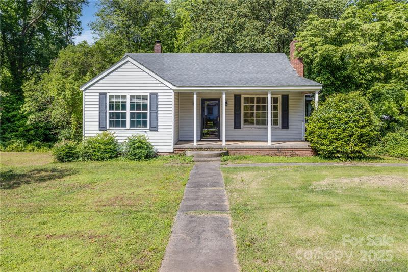 204 Blanche Ave, Belmont, NC 28012