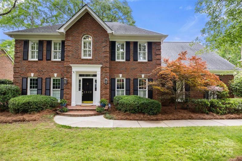 3909 Black Sycamore Dr, Charlotte, NC 28226