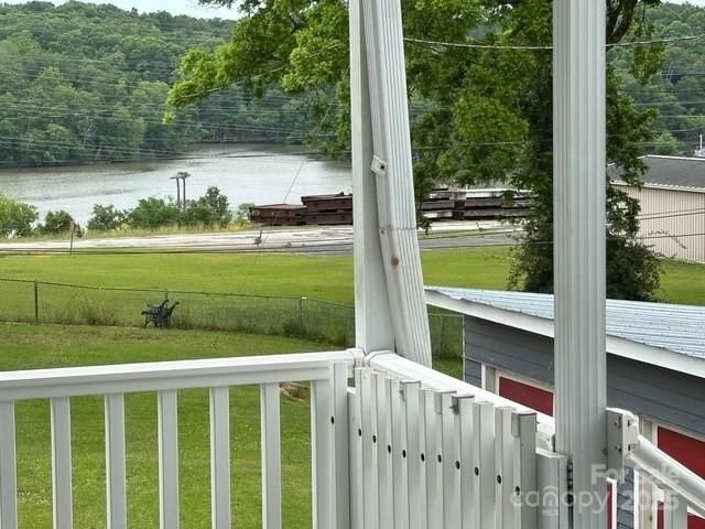 103 Duke St, Great Falls, SC 29055