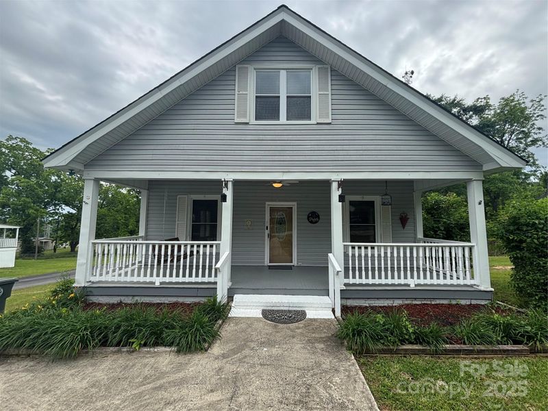 103 Duke St, Great Falls, SC 29055
