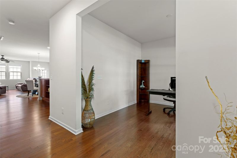 18460 W Catawba Ave, Cornelius, NC 28031