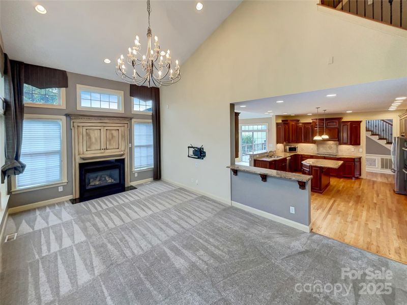 1000 Sarandon Dr, Matthews, NC 28104