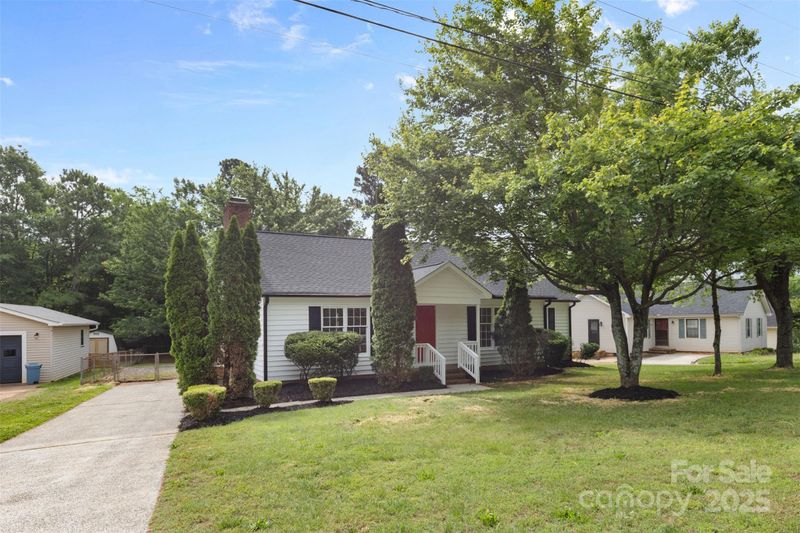 6412 Sullins Rd, Charlotte, NC 28214
