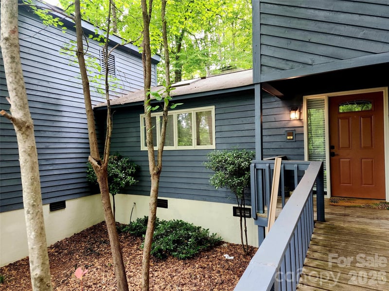 2800 Patio Ln, Gastonia, NC 28056