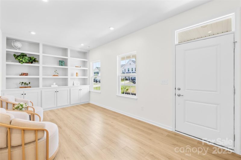 3110 Streamside Dr, Davidson, NC 28036