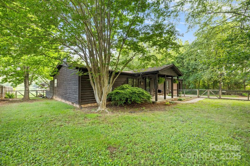 6822 Zelda Dr, Catawba, NC 28609