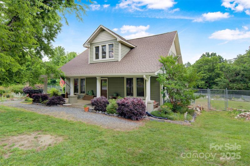 4335 E Nc 10 Hw, Claremont, NC 28610