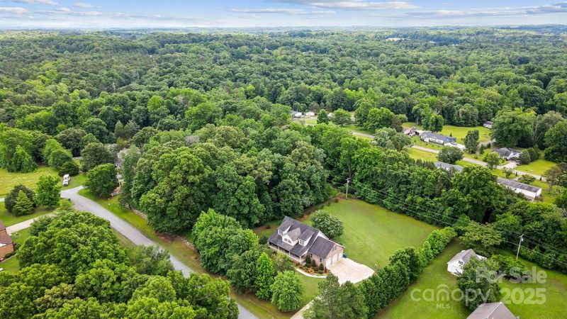 803 Freeman Rd, Concord, NC 28025