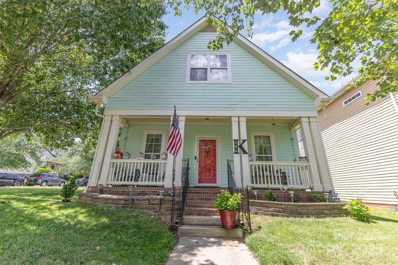 186 Gresham Ln, Mooresville, NC 28117