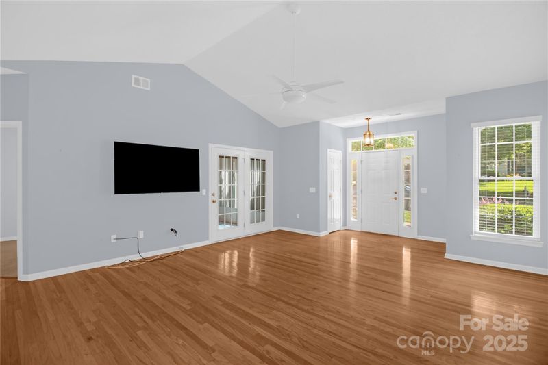 4467 Antelope Ln, Charlotte, NC 28269