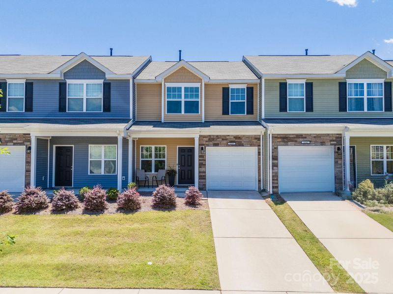 16039 Simril Ct, Charlotte, NC 28278