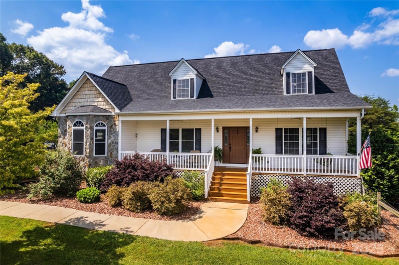 5258 E Bandys Cross Rd, Catawba, NC 28609