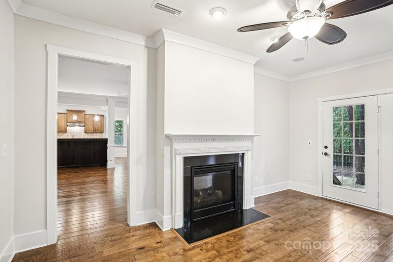 8521 Aspen Ct, Charlotte, NC 28227