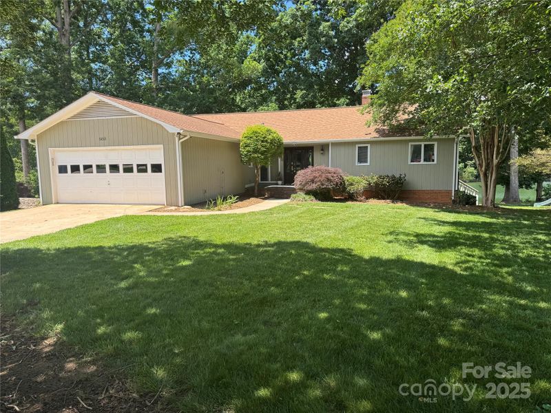 5153 Glenwood St, Sherrills Ford, NC 28673